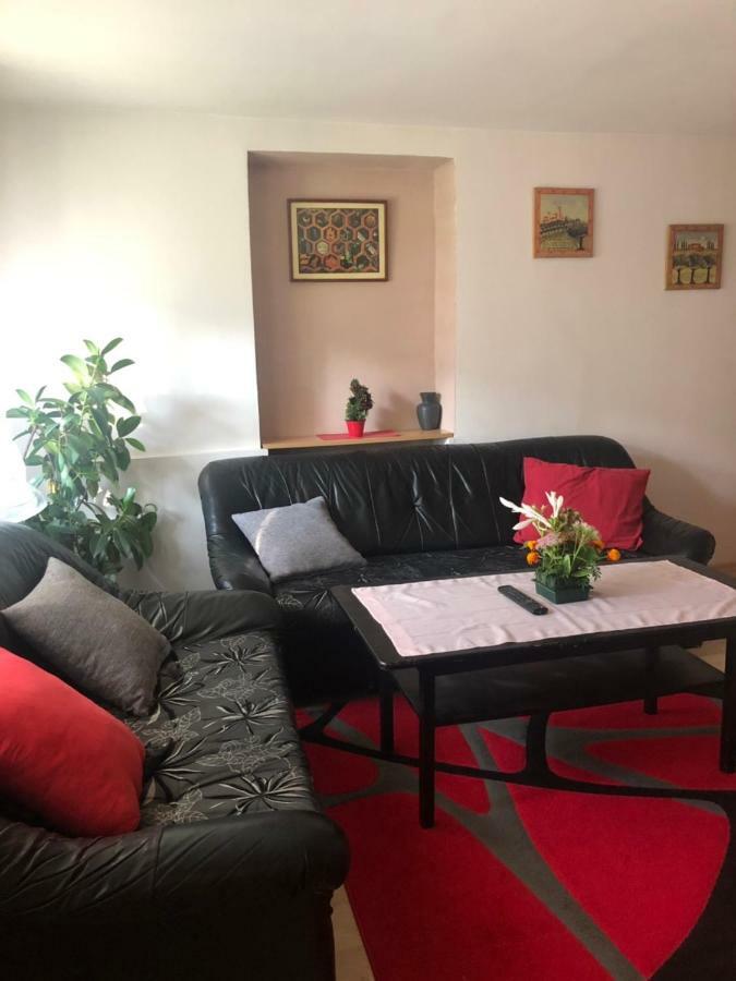 סראייבו Apartment Near Center מראה חיצוני תמונה